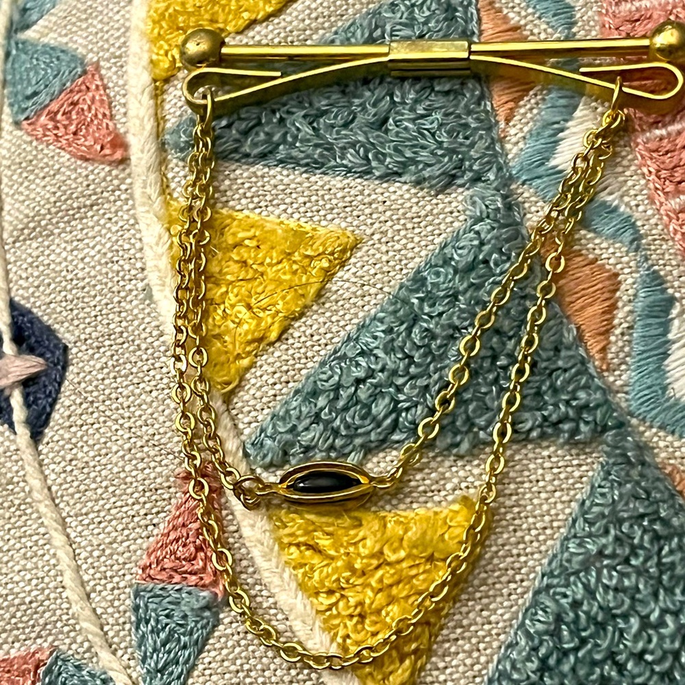 VINTAGE COLLAR PIN BAR CHAIN